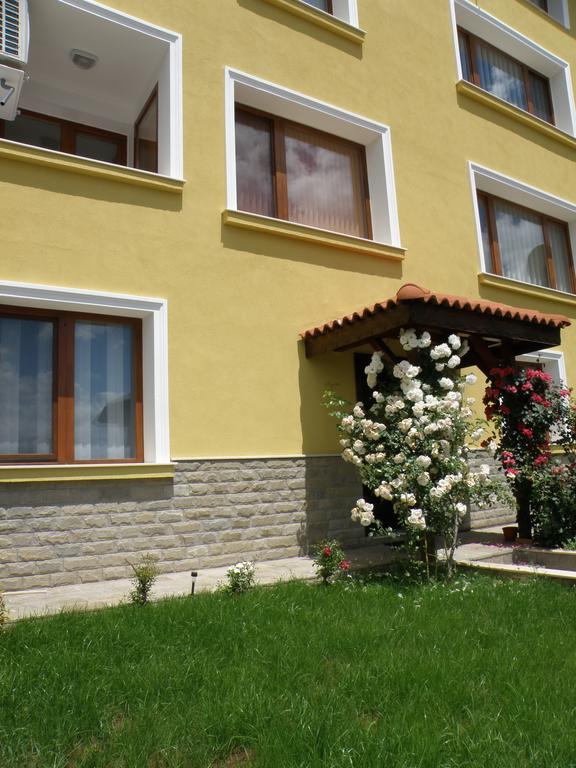 Apartments Kaloyan Weliko Tarnowo Exterior foto